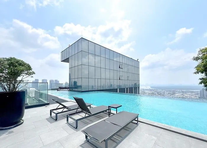 600m To Bts L View L Pool And Gym