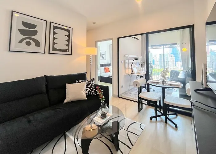 600m To Bts L View L Pool And Gym Apartment Bangkok