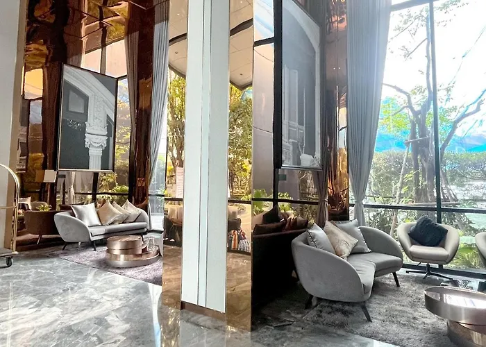 600m To Bts L View L Pool And Gym Apartment