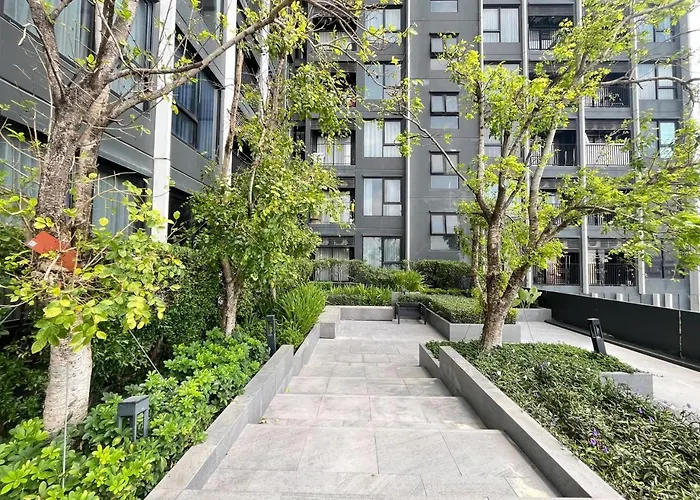 600m To Bts L View L Pool And Gym Apartment